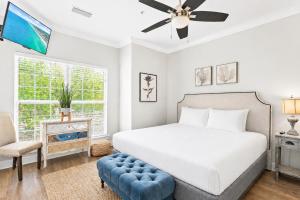 Driftwood Townhomes #1- Beachwaves