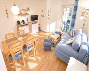 3-Sterne Ferienwohnung Deichgraf A-8, Nordsee Burhave mit Balkon, Parkplatz, Pool & Sauna, WLAN