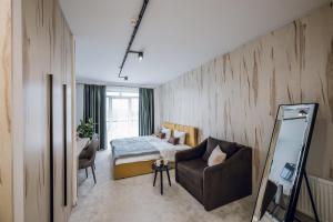 Aparthotel "Mayak Yablunytsia"