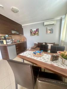 PSB Apartment in Plaza