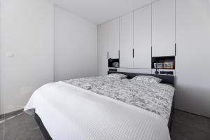 Apartment Levant