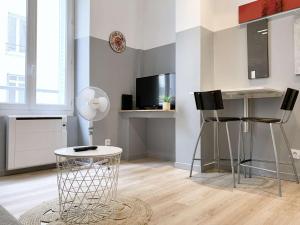 Bévi – Studio moderne tout équipé • 2 pers • Centre Grenoble • Tram à pied