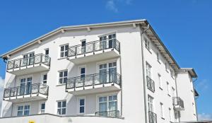 Park-Ferienwohnungen Ostseebad Sellin 500 m zum Strand
