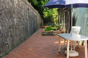 Casa con giardino e ampio terrazzo - A Casa di Ugo