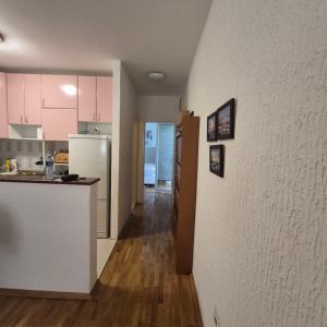Bright & Spacious Apartment Budva