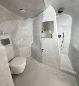 Fira Value Rooms- Fira Center- Capital Santorini