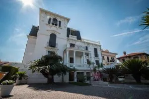 Residence Villa Chiara - Loano