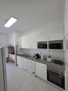 Almirante Homes - Room 2