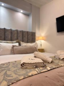 Ampolis Guest House