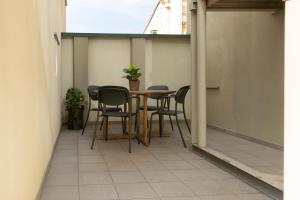 Beyond Properties - Lungo Dora