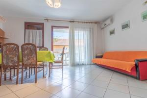 Apartment Halfway to the Sea Baška
