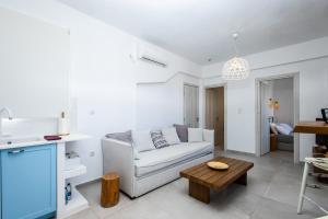 Naxos Infinity Villa and Suites