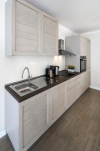 Holiday Apartment with Private Pool - SARA
