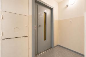 Grunwald Comfort Apartment by BookingHost