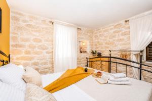 Golden Dream in Diocletian Palace