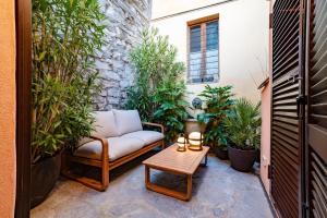 LOFT 15 Torno-Design Comfort Parking Steps to Lake