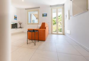 Predore Lake View Suites