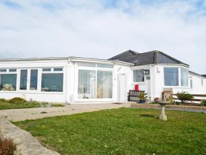 Lloyds Cottage