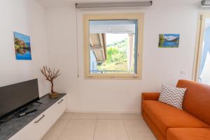 Predore Lake View Suites