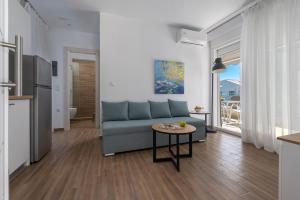 SLV Roxani Apartment