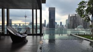 STARLIT SUITEs AT AXON RESIDENCE KLCC