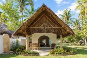Jala Villas Lances Right HTs Mentawai
