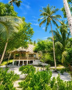 Jala Villas Lances Right HTs Mentawai