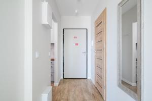 Kłobucka Harmony Apartment by BookingHost