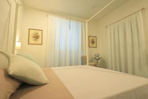 Trinacria Palace House