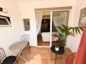 Appartement T2 avec loggia - Escale sur la RN7