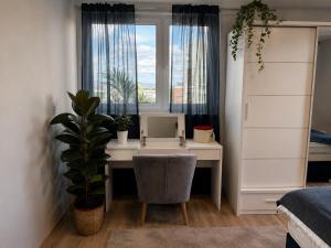 Skyline View Apartment
