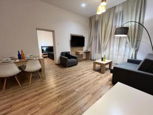 P&J Apartments Bosacka