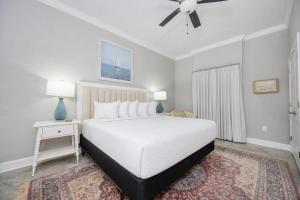 Phoenix Gulf Towers 603