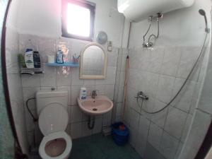 Yucca Private Studio 17