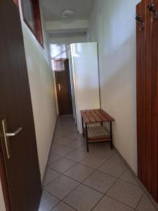 Angelas apartment