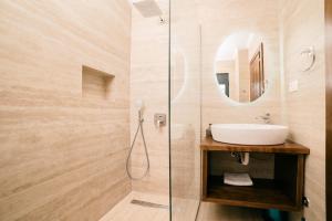 Rajna Apartments