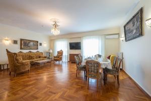 Athens Antique Suite with Acropolis View