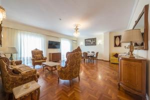 Athens Antique Suite with Acropolis View