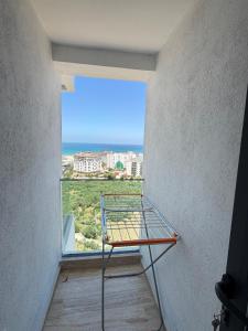 Superb ocean-view apartment 2 minutes from the TGV train station