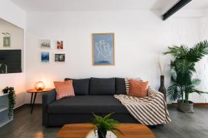 SOLYMAR SQUARE 2, 2 beds Apartment with Aircon and wifi