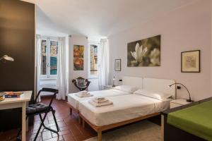 Apartments Florence- Oche 1 bdr with Duomo view
