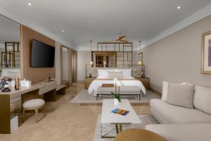 Grand Velas Boutique Hotel