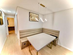 Apt Vista Luxo 702 , 2 banheiros e 3 vagas Churrasqueira