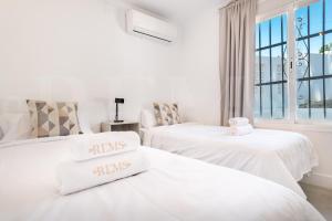 Relaxing Villa with Pool, Garden & Parking REMS