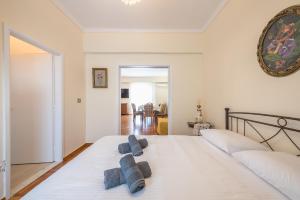 Athens Antique Suite with Acropolis View