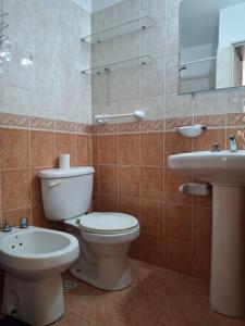 Departamento completo cerca de todo seguridad 24 horas
