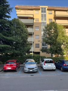 Appartamento Luminoso con Terrazzo, WI-FI e Garage