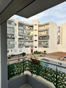 Relaxing Stay - Pool - Balconies - Near Beach