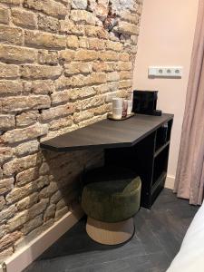 Gilded Ox Suites