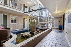 Refined 2BR Escape on Frenchmen Street w Pool